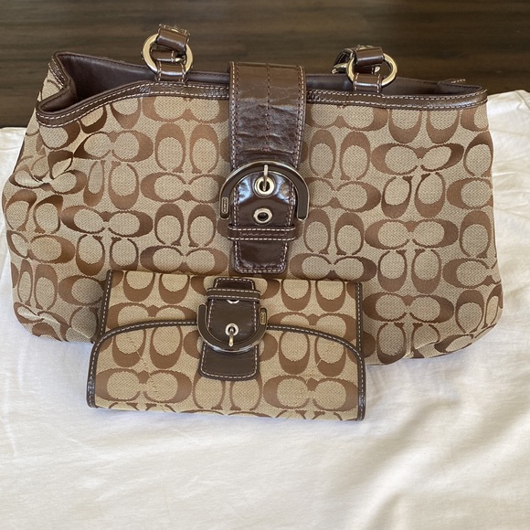 Coach Handbags - Coach Signature Soho Shoulder Bag F18750